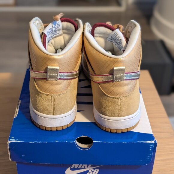 Nike SB High Eric Koston Thai Temple 2010 Size 9.5 US | VNDS Rare OG Blue Box - Picture 4 of 6